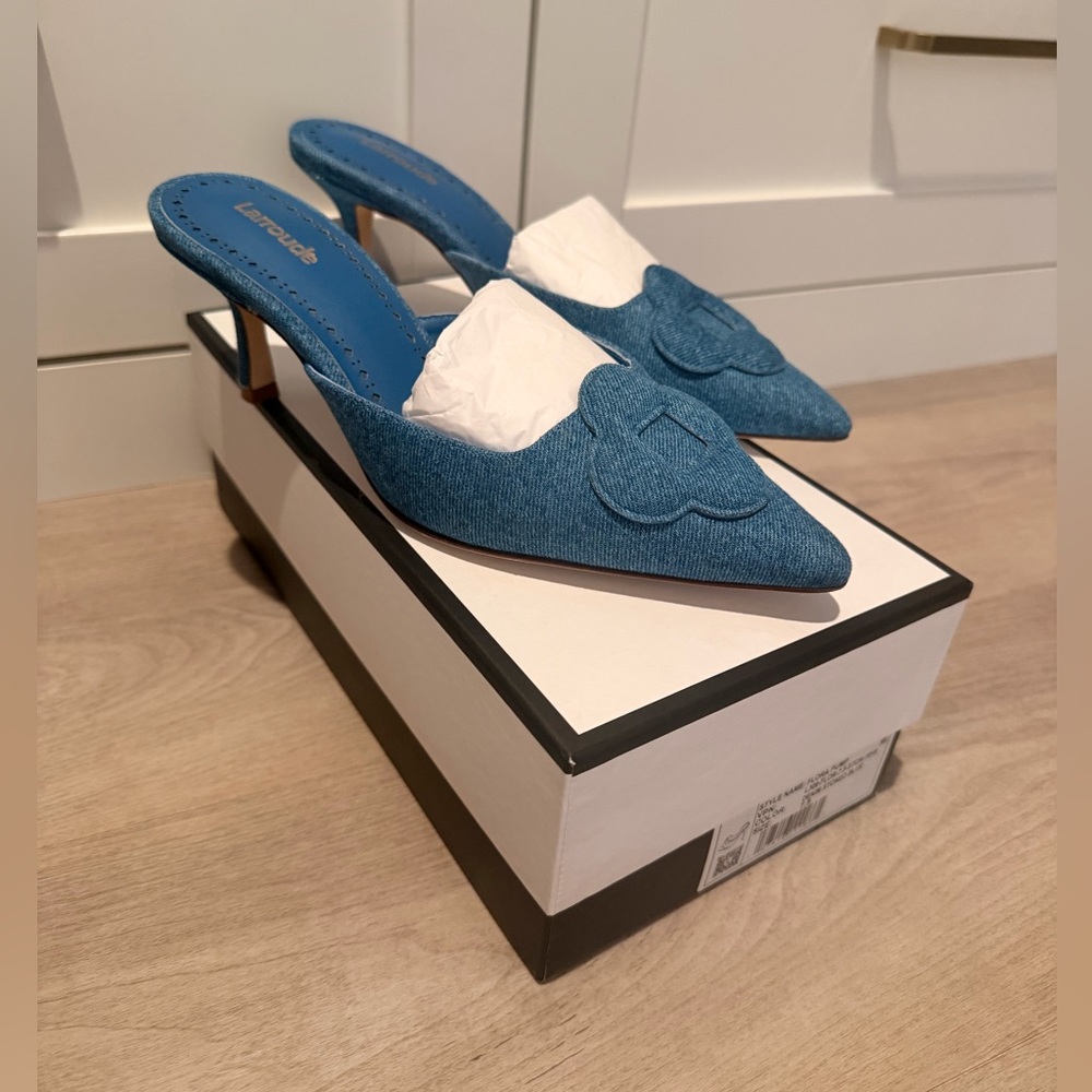Larroude Flora Pump Heels In Denim